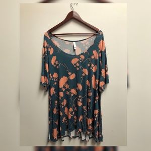 LuLaRoe T-shirt!